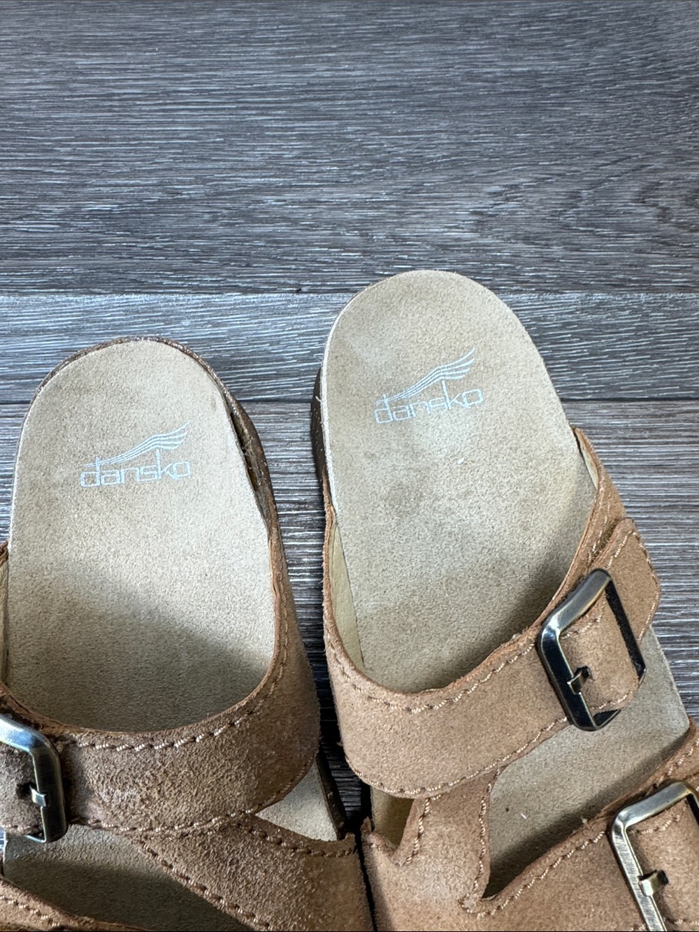 Dansko vibram Tan Suede Double-Buckle Slide Sandals women’s Sz 36 (h19) - Picture 3 of 7